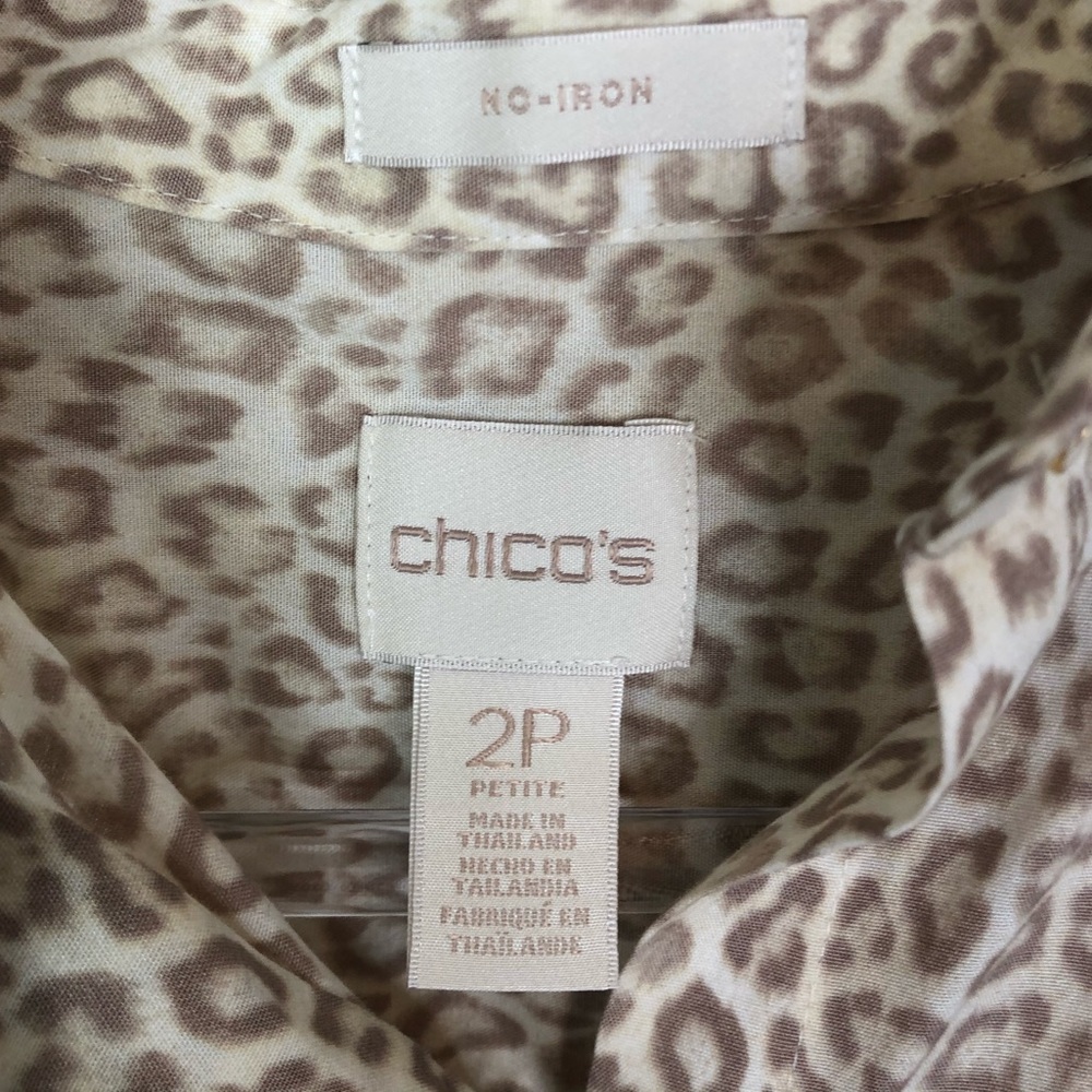 Chico’s no iron animal print button down cream - Picture 7 of 8